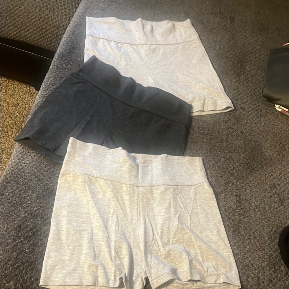 Women's Gray and Black Shorts Set